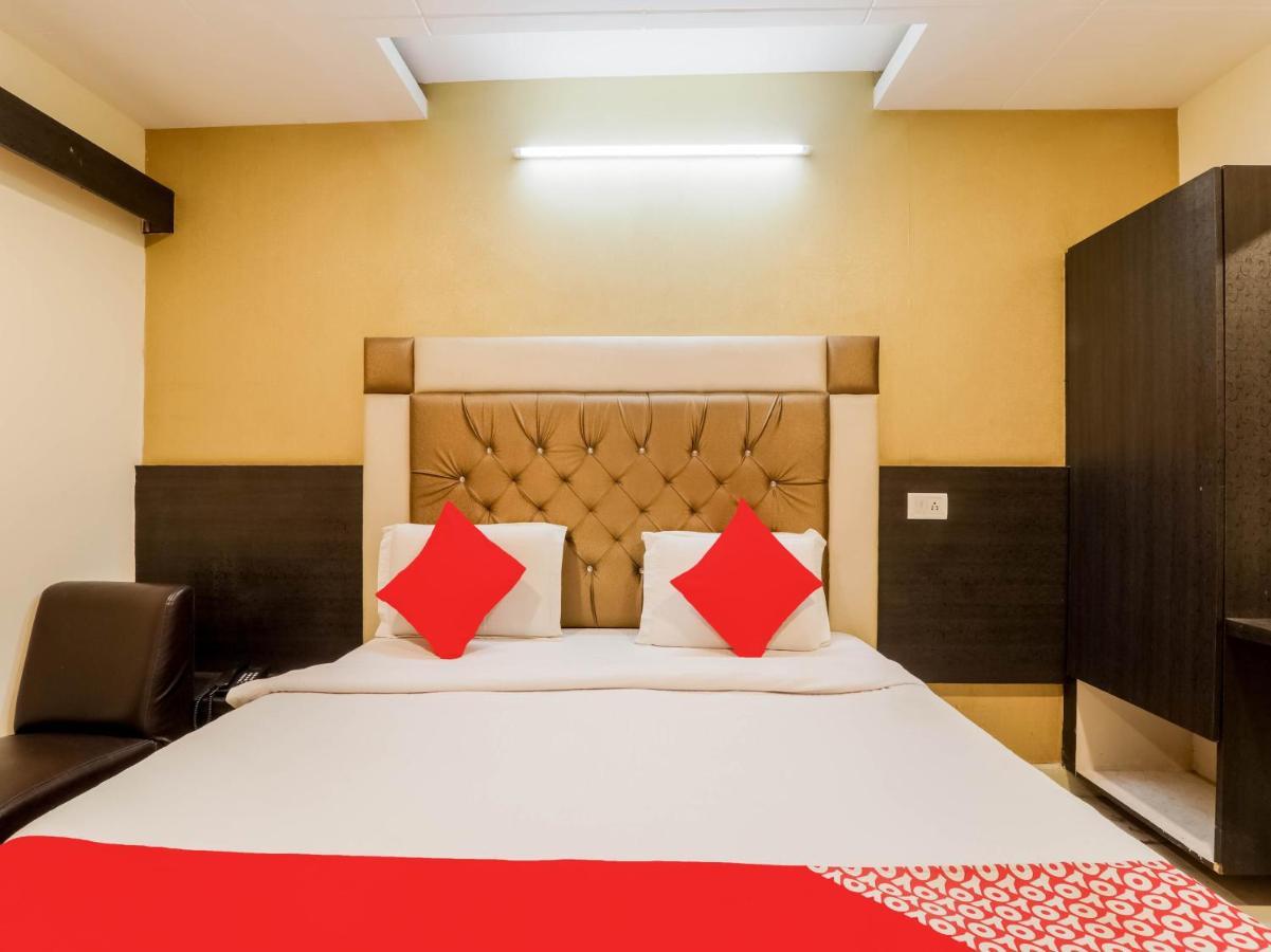 Oyo 79765 Hotel Samrat Lucknow Exterior foto