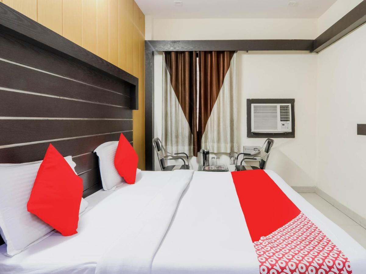 Oyo 79765 Hotel Samrat Lucknow Exterior foto